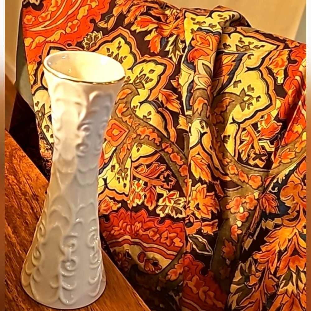 Ceramic Vintage Scroll Bud Vase